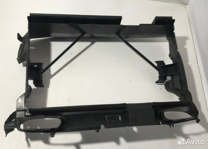 Воздухозаборник передний Mercedes-Benz C55 W203