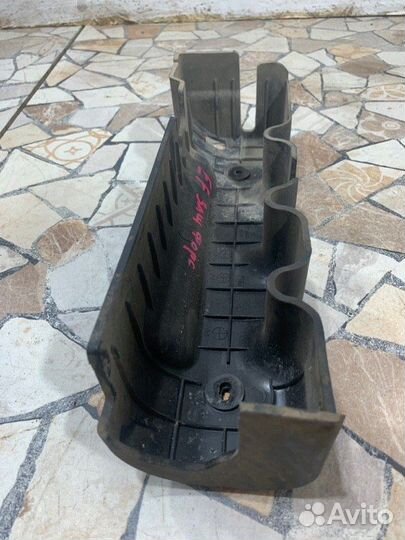 Крышка топливной рейки Hyundai Sonata New 2.0 Gls