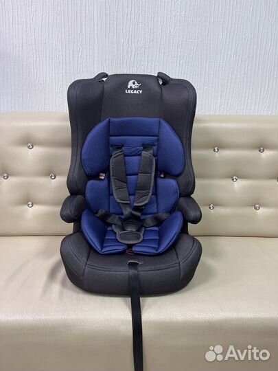 Автокресло + бустер 9-36 кг новое
