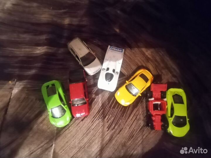 Машинки металлические