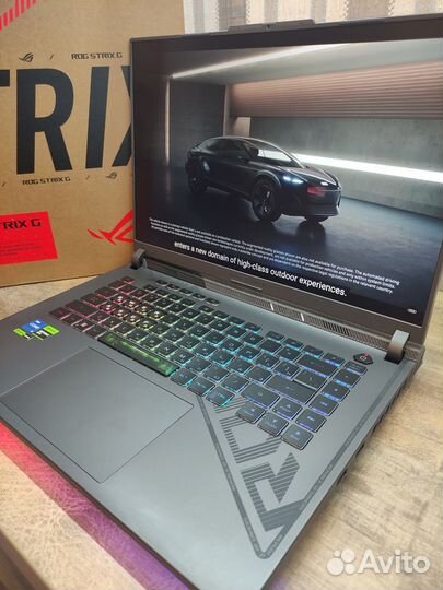 Asus rog strix g614 240hz/RTX 4050/i5 13560/DDR5