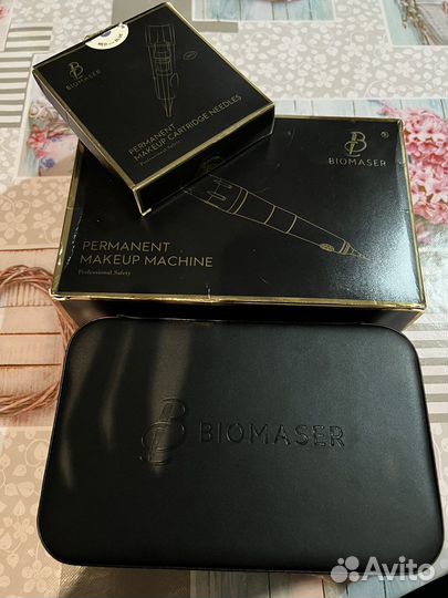 Машинка для перманентного макияжа Biomaser