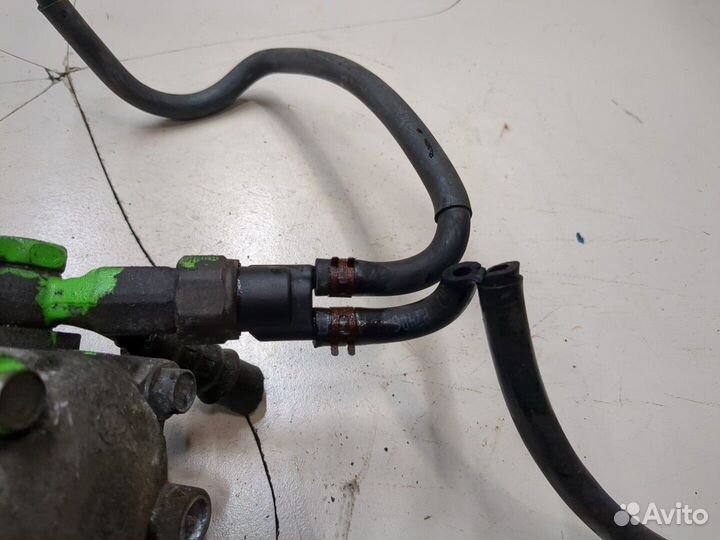 Гур Nissan Almera N16, 2001