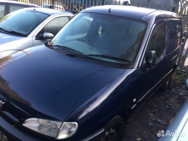 Разбор на запчасти Peugeot Partner