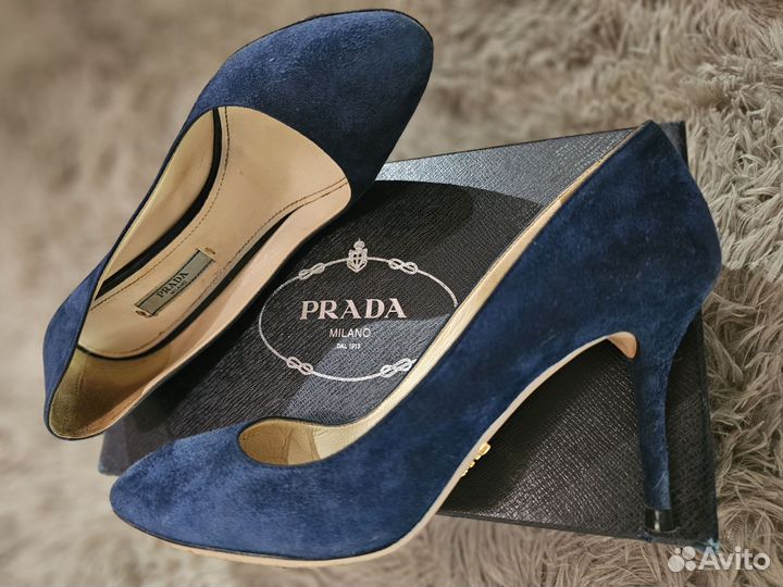 Туфли женские Prada синие замшевые размер 38