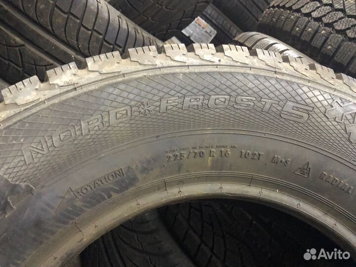 Gislaved Nord Frost 5 225/70 R16 102T