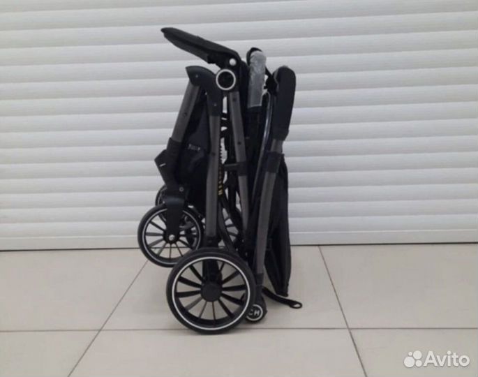 Коляска luxmom 525 с перекидной ручкой