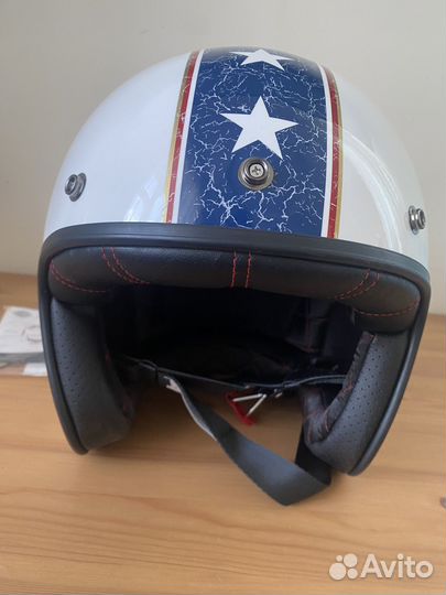 Мотоциклетный шлем открытый