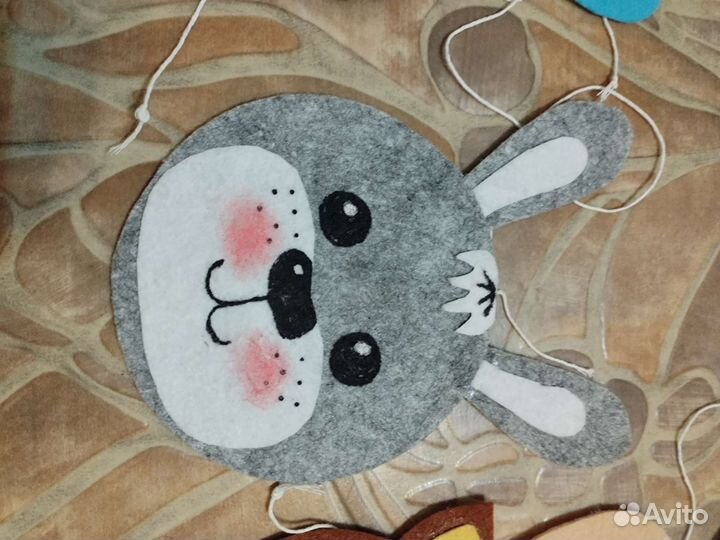 Украшения из фетра