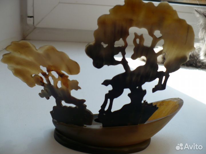 Пепельница из кости. Охота
