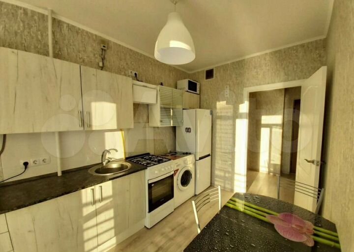 1-к. квартира, 38 м², 3/9 эт.