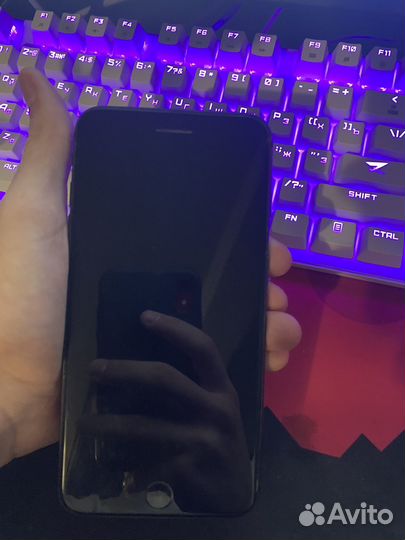 iPhone 8 Plus, 64 ГБ