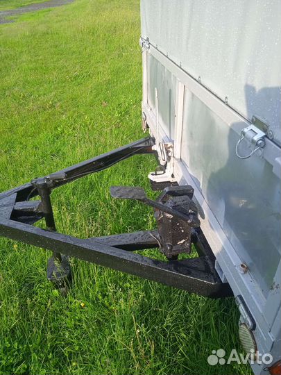 Прицеп легковой