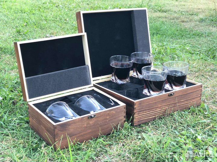 Подарочный набор 4 стакана камни в кейсе