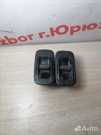 Кнопка стеклоподъемника задняя Toyota Carina E