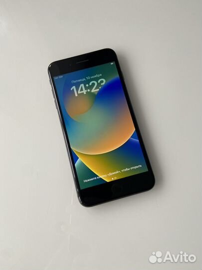 iPhone 8 Plus, 64 ГБ