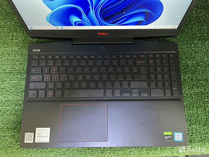 Игровой ноутбук Dell G3