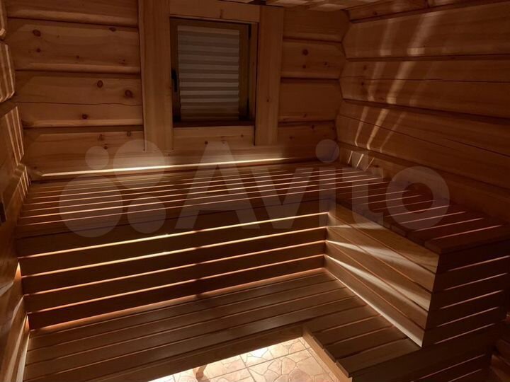 Коттедж 190 м² на участке 10 сот.