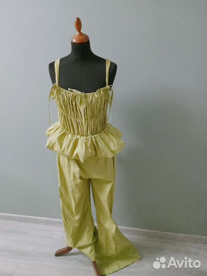 Комбинезон Pretty Little thing 42/44