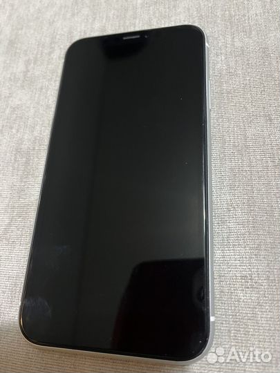 Телефон iPhone xr