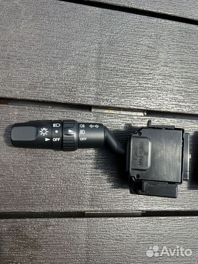 Переключатель поворотников Мазда 3