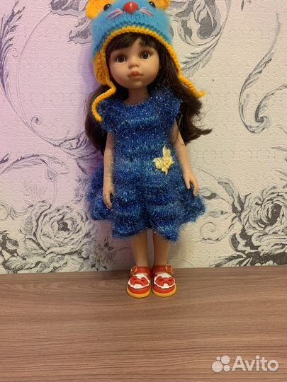 Испанская кукла