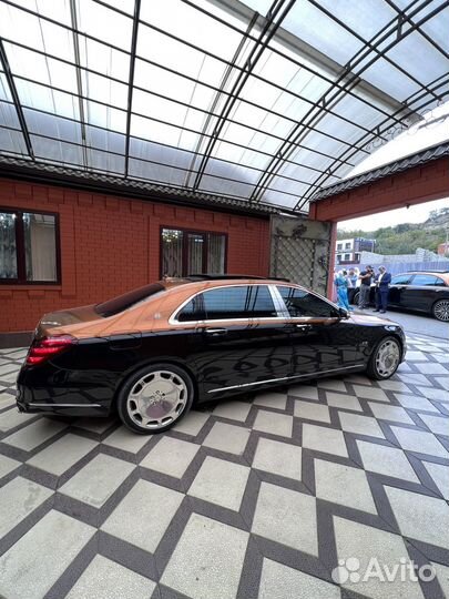 Прокат авто на свадьбу rolls-royce maybach