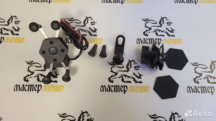 Держатель для телефона с зарядкой на мото скутер