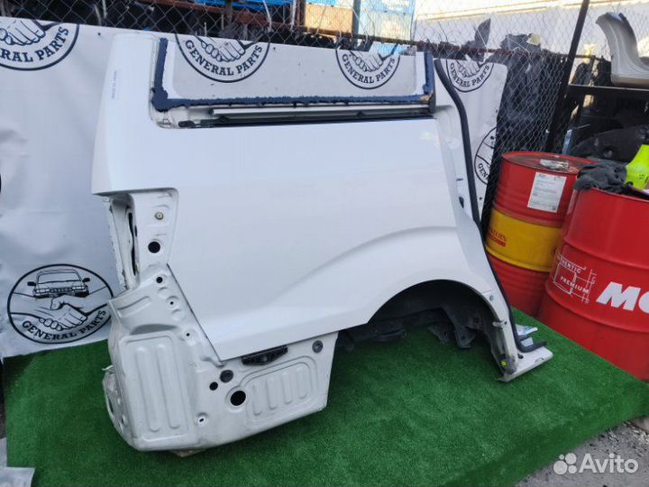 Крыло заднее правое Toyota Alphard MNH10 1MZ 2005
