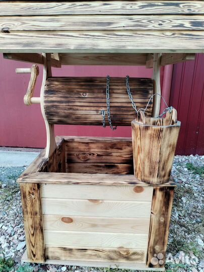 Колодец декоративный