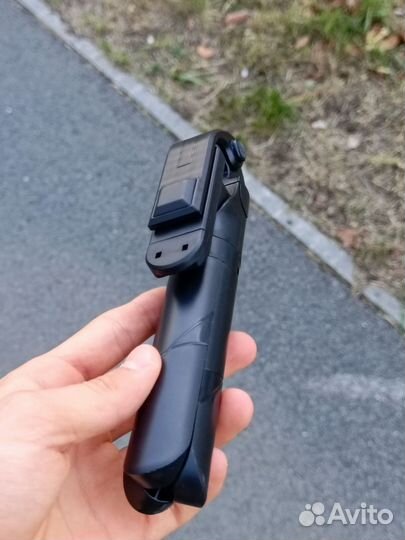 Штатив для телефона с пультом / Селфи палка