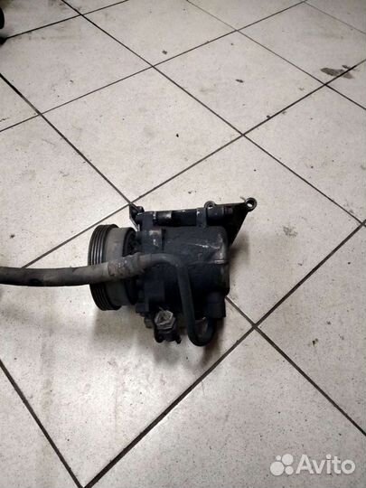 Компрессор кондиционера бмв е36