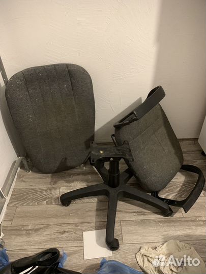 Офисное кресло бюрократ