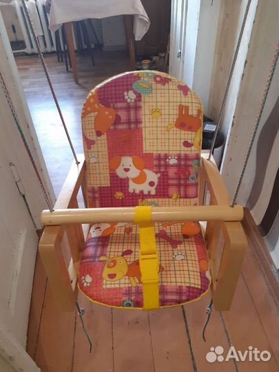 Детская качель подвесная