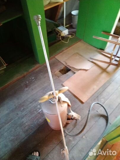 Опрыскиватель садовый ручной