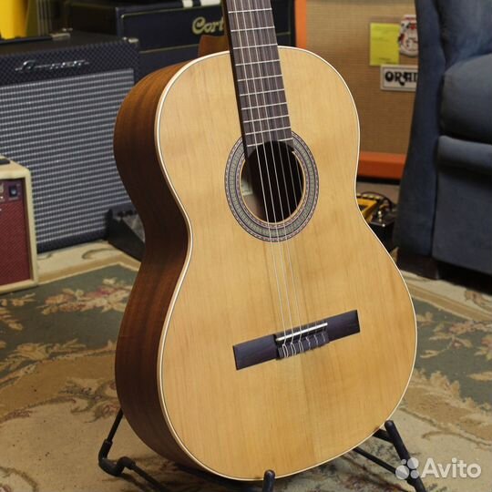 Классическая гитара Alhambra Z-Nature