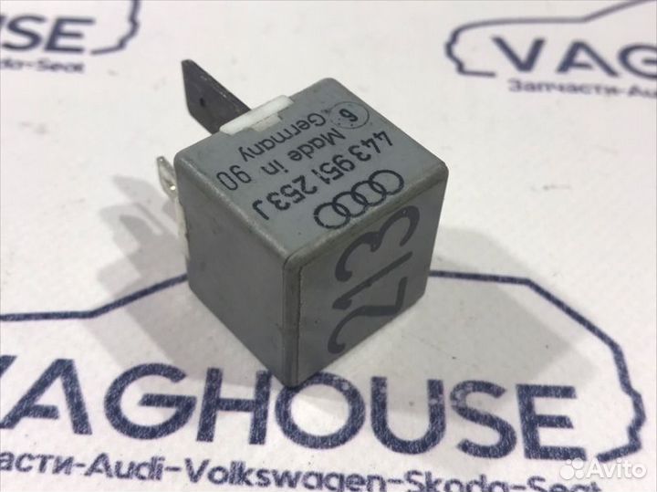 Реле Audi 80 B3 1991