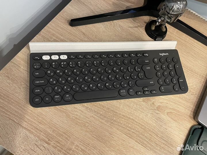 Беспроводная клавиатура Logitech K780 Multi-Device