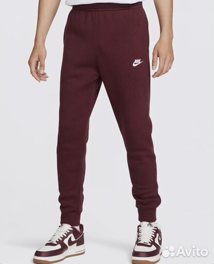 Спортивные штаны Nike