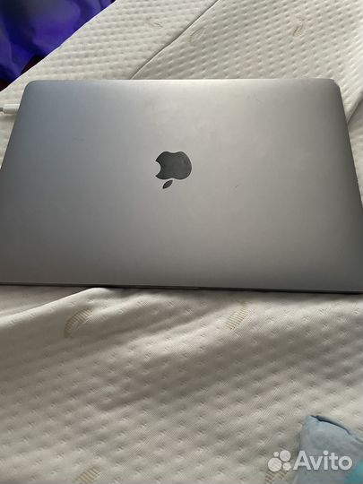 Macbook pro 13 2016 touch bar