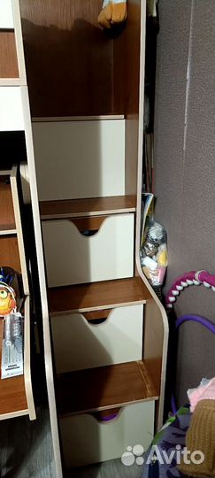 Двухъярусная кровать трансформер