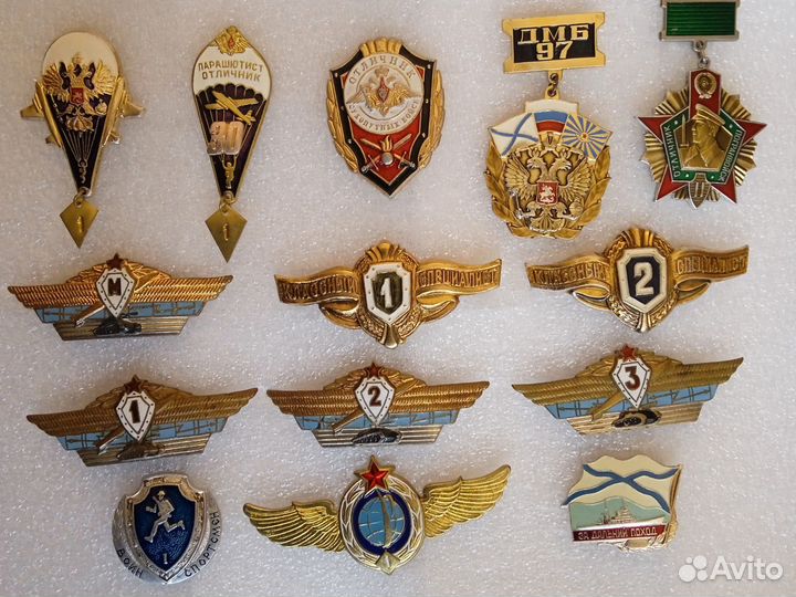 Дембельские значки, кокарды, эмблемы