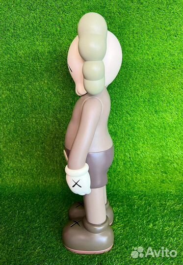 Kaws 70 см База