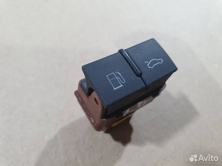Кнопка открытия багажника Audi A6 4F/C6 2007