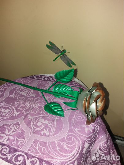 Металлическая роза