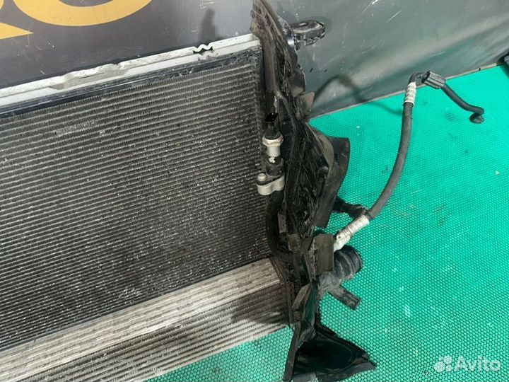 Кассета радиаторов Audi A6 4G2 cglc 2013