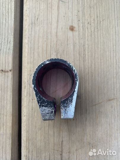 Зажим теч тим