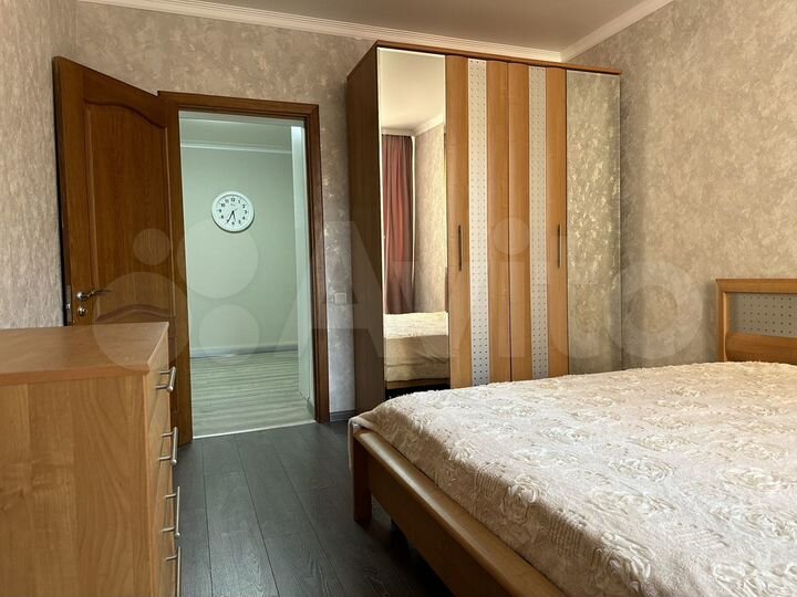 2-к. квартира, 90 м², 2/5 эт.