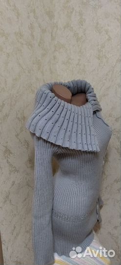 Свитер