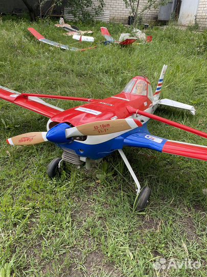 Продам радиоуправляемую модель самолета Cessna-188